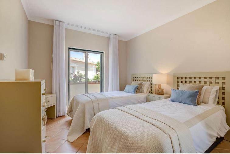 2Bedroom Bungalow Heated Shared Pool ,Near Carvoeiro And Ferrugudo 外观 照片