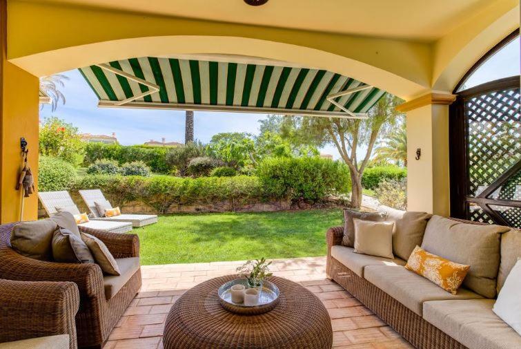 2Bedroom Bungalow Heated Shared Pool ,Near Carvoeiro And Ferrugudo 外观 照片